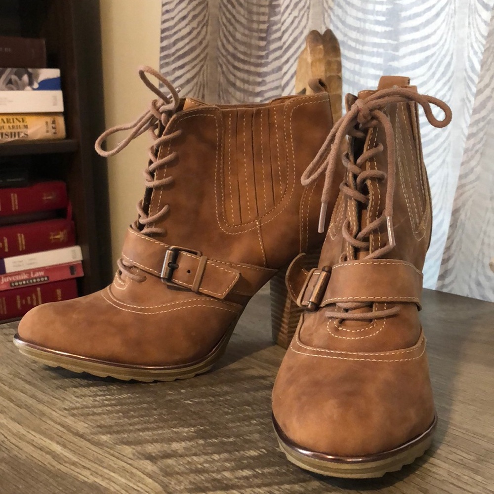 Sofft bootie